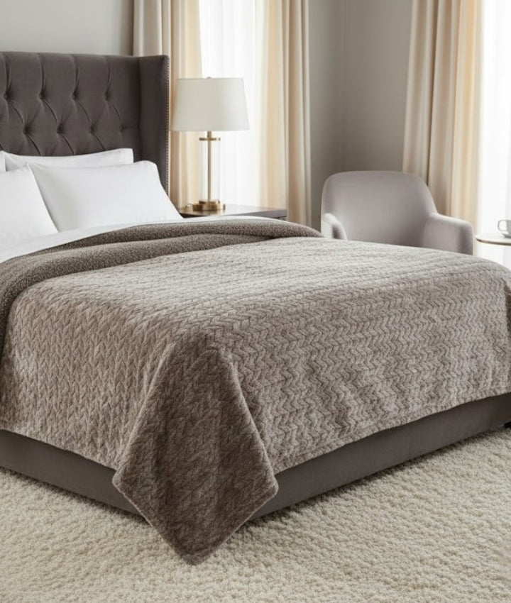 KELO LIVING Reversible King Size Blanket Cover – Brown-Jacquard